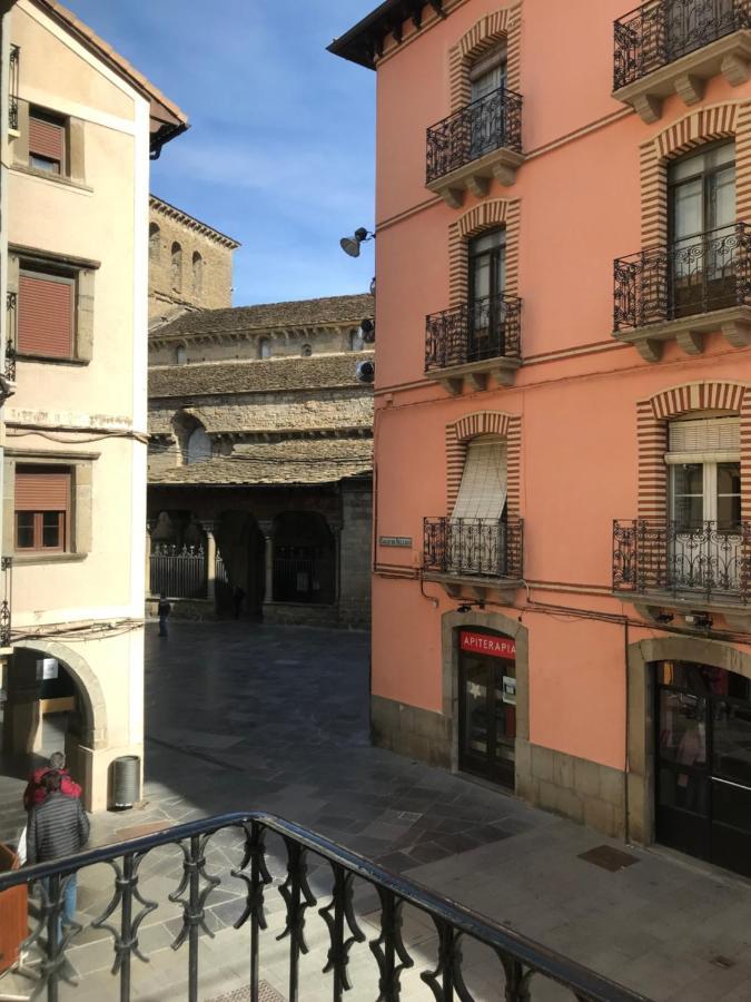 Apartamento Estiviellas, Pirineo Хака Екстер'єр фото
